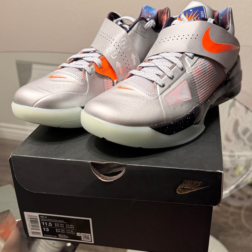 Nike KD VI Basketball shoes